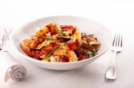 Prawn pasta in a bowl