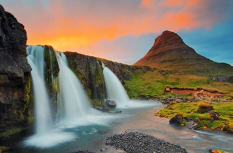 Kirkjufellsfoss and Kirkjufell at sunset