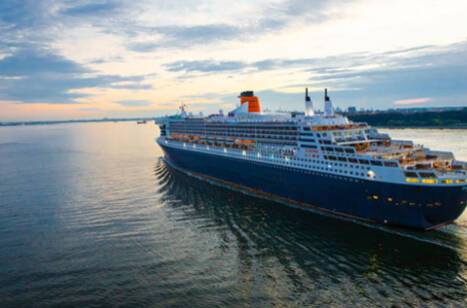 A panoramic image of Cunard's Queen Mary 2 at sea