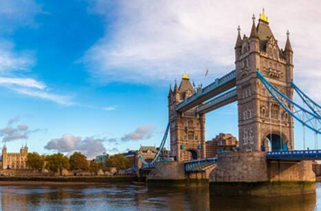 A panoramic view of London Bridge