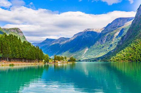 Apps to download before your cruise | ROL Cruise Blog