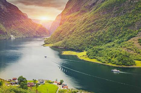 The sun setting over Flam