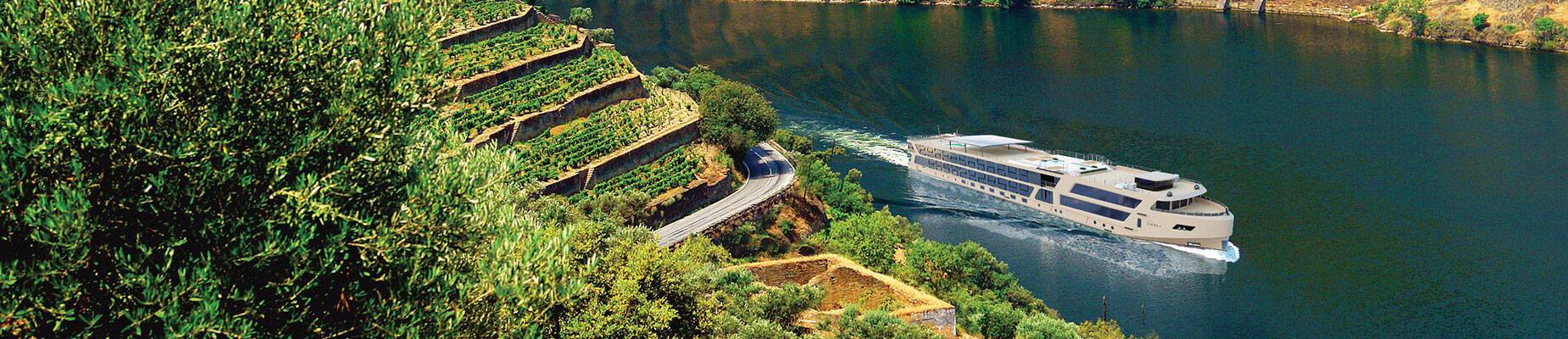 MS Estrela on the Douro River