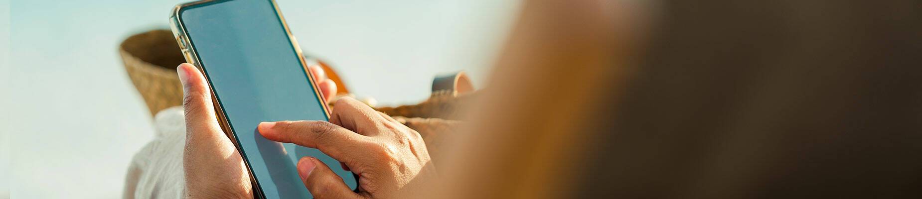 Person holiday a phone