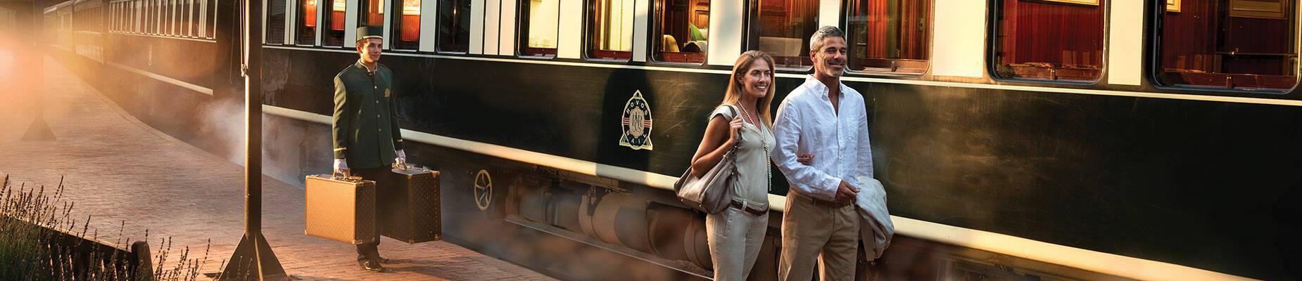 A couple on the Rovos Rail platform in Pretoria