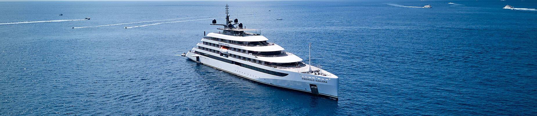 Emerald Sakara at sea