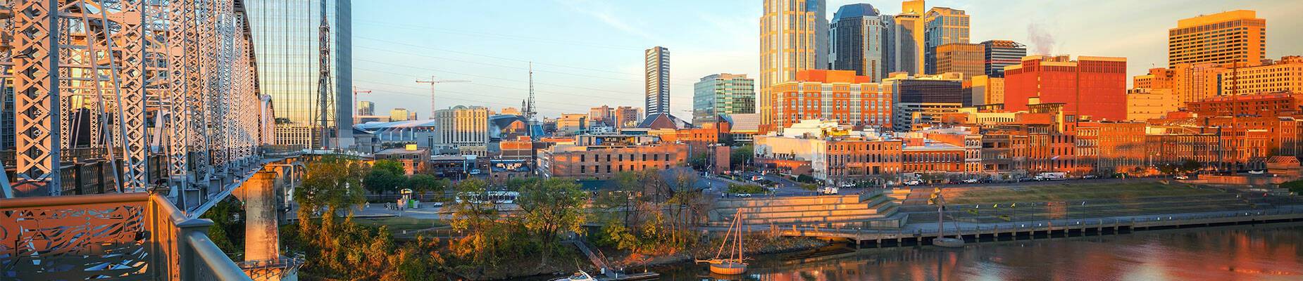 A panoramic view of Nashville at sunset