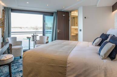 Superior Suite, Ruby Deck, MS George Eliot, Riviera Travel