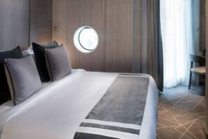 Royal Suite Bedroom (RS), Celebrity Cruises