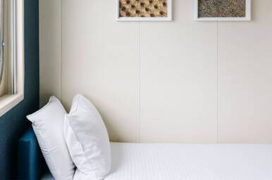 Explorer Family Cabin (FH) Bedroom, MS Santa Cruz II, HX