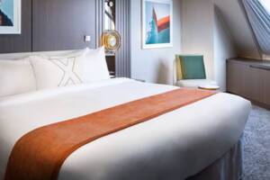 Horizon Suite  Bedroom, Celebrity Equinox