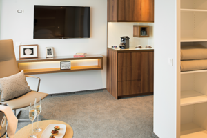 Owner's One-Bedroom Suite, Emerald Luna