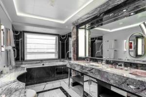 Grand Suite Bathroom, Queen Anne, Cunard