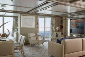 Owner's Suite living area, Silver Moon