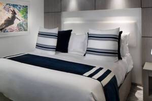 Celebrity Suite Bedroom (CS), Celebrity Millennium