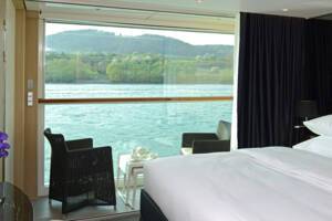 Bedroom, Balcony Suite (PP), Scenic Jasper