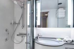 Concierge Level Veranda, Bathroom, Nautica, Oceania Cruises