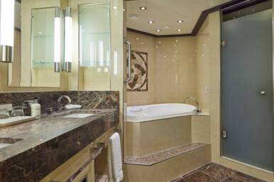 Olsen Suite Bathroom, Bolette, Fred. Olsen Cruise Lines