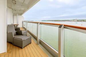 Master Suite Balcony, Queen Anne, Cunard