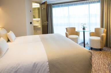 Superior Suite, Diamond Deck, MS Emily Bronte, Riviera Travel