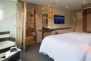 Balcony Suite (C), Scenic Gem