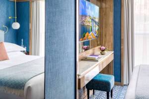 French Balcony bed reflection, S.S. São Gabriel, Uniworld