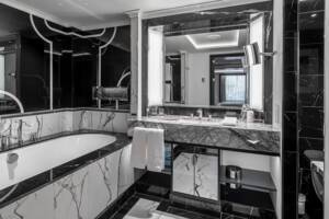 Master Suite Bathroom, Queen Anne, Cunard