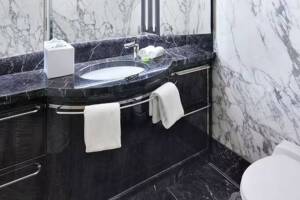 Owner's Suite, Sink Vanity, Regatta, Oceania Cruises