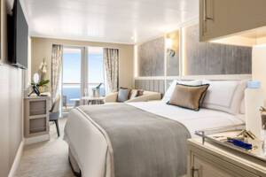 Concierge Level Veranda Stateroom Bedroom, Vista, Oceania