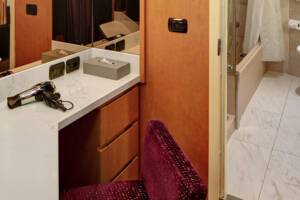 Neptune Suite, Oosterdam