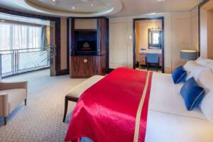 Grand Duplex Bedroom, Queen Mary 2, Cunard