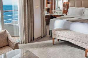 Penthouse Suite bedroom, Seven Seas Voyager