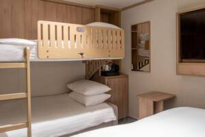 Family Sea View Suite Bedroom (BA), Arvia