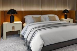 Regent Suite Bedroom, Seven Seas Grandeur