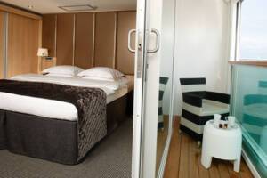 Balcony Suite (C), Scenic Crystal