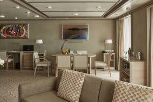 Grand Suite Living Area, Silver Muse