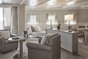 Silver Wind Grand Suite