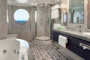 Penthouse Suite Bathroom, Oceania Cruises