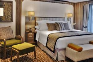 Signature Suite, Bedroom, Seabourn Pursuit