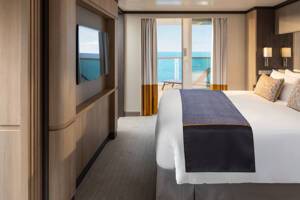 Suite Bedroom (B5), Iona