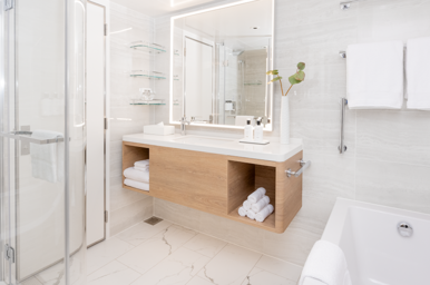 Vista Suite Bathroom, Sun Princess, Princess Cruises