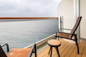 Britannia Balcony Balcony, Queen Anne, Cunard