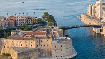 View CruiseItaly Intensive Cruise: Rome, Amalfi & VeniceDeal