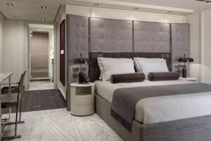 Signature Suite Bedroom, Seven Seas Grandeur