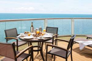 Suite Balcony (B4), Iona