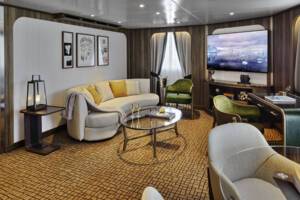 Siganture Suite, Living Area, Seabourn Venture