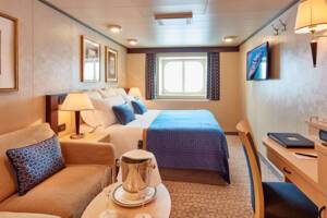 Britannia Oceanview Bedroom, Queen Victoria, Cunard - Image based on an EB grade, configuration may differ