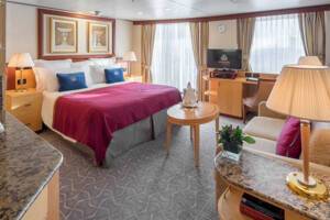 Queen Suite Bedroom, Queen Victoria, Cunard