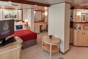 Penthouse Suite Bedroom, Queen Elizabeth, Cunard