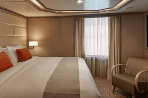 Silver Dawn Royal Suite Bedroom